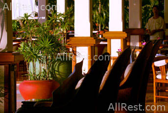 Le Royal Meridien Yacht Club 15